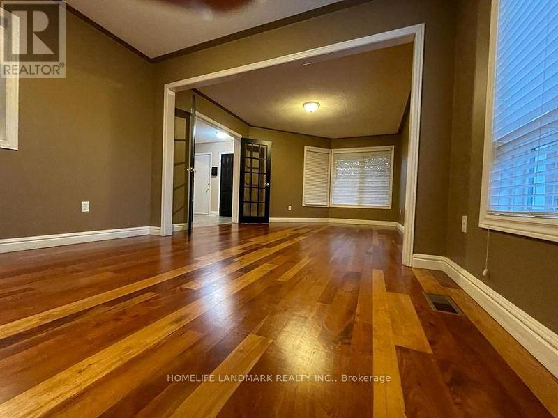 26 Beechbrooke Way, Aurora, Ontario  L4G 6N7 - Photo 9 - N12916462