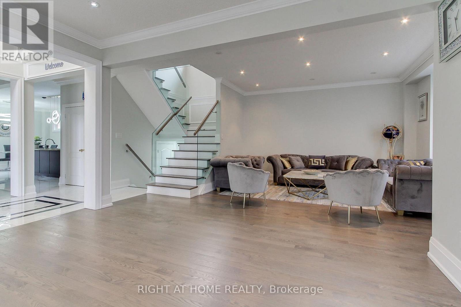 109 Vipond Way, Bradford West Gwillimbury (Bradford), Ontario  L3Z 0G5 - Photo 12 - N12916484