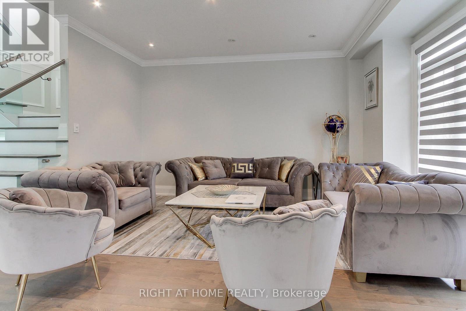 109 Vipond Way, Bradford West Gwillimbury (Bradford), Ontario  L3Z 0G5 - Photo 14 - N12916484