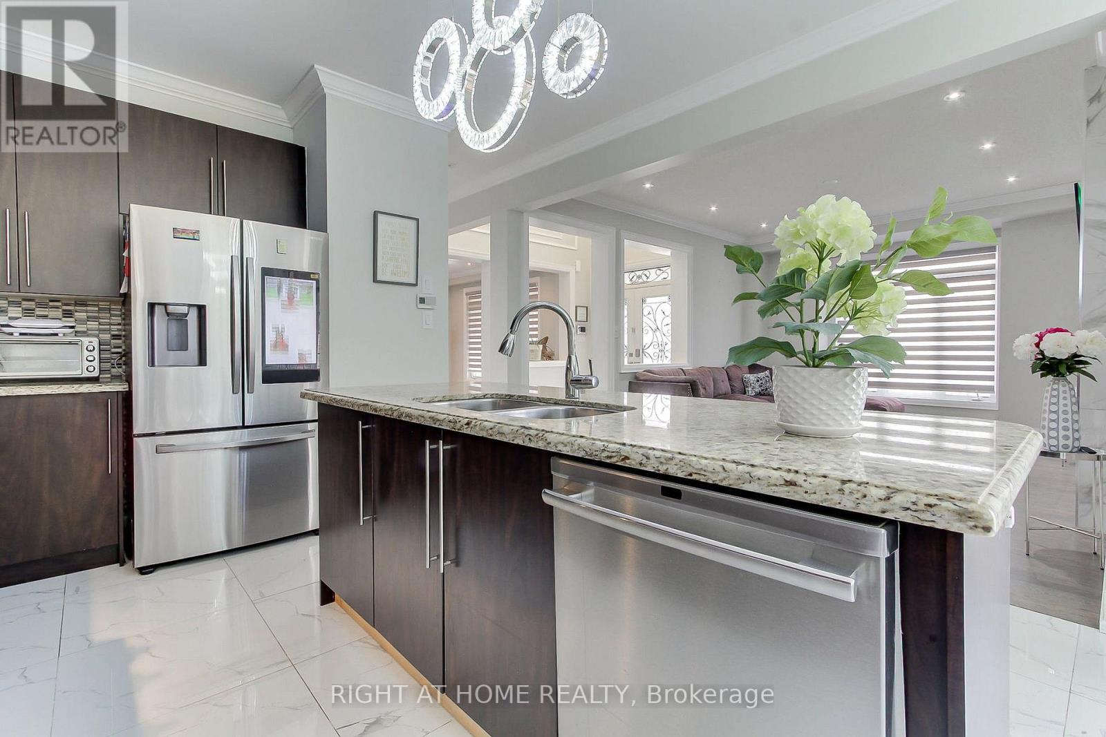 109 Vipond Way, Bradford West Gwillimbury (Bradford), Ontario  L3Z 0G5 - Photo 20 - N12916484