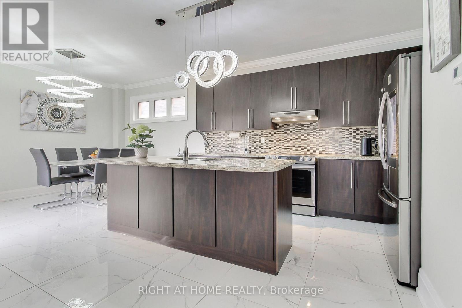 109 Vipond Way, Bradford West Gwillimbury (Bradford), Ontario  L3Z 0G5 - Photo 21 - N12916484