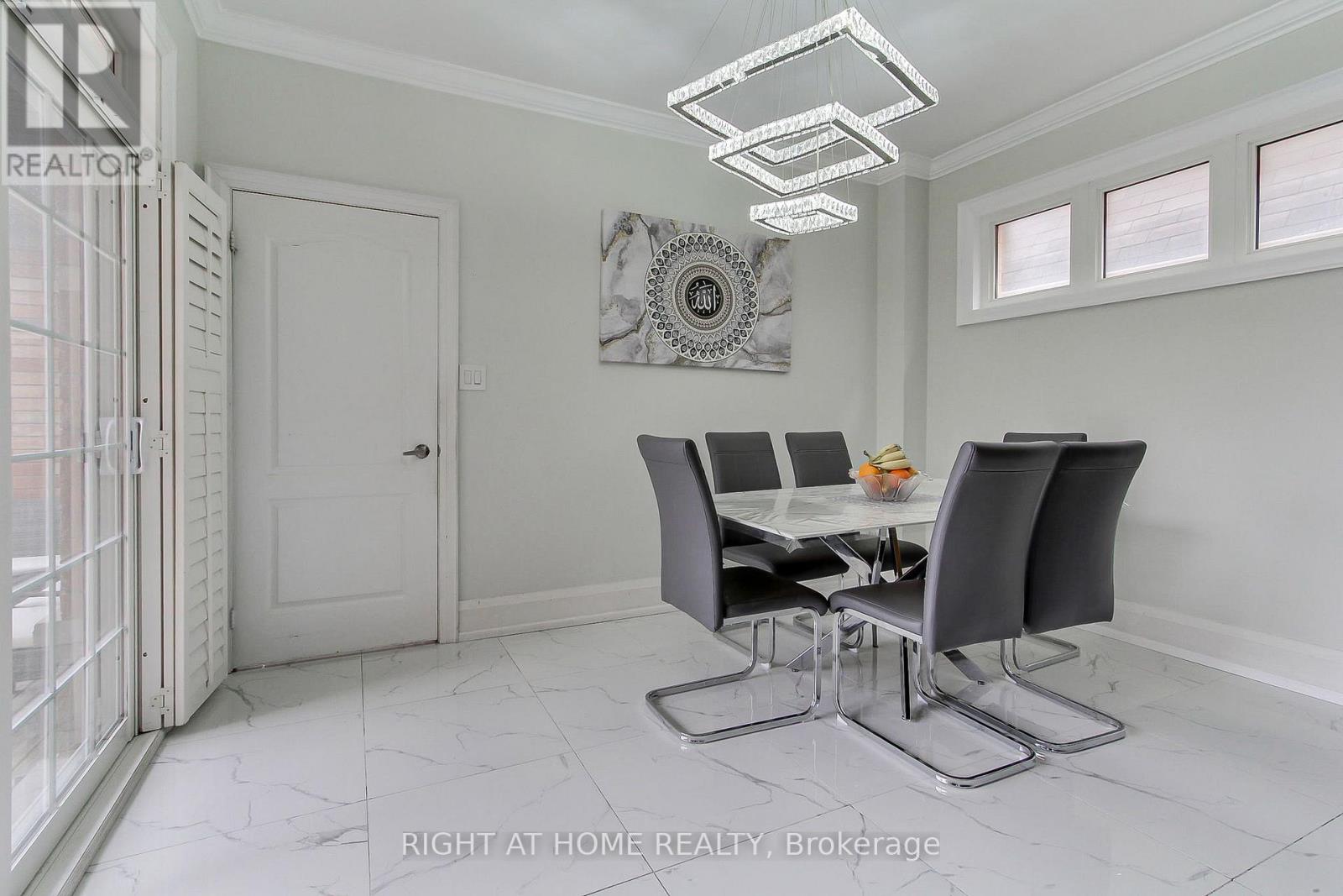 109 Vipond Way, Bradford West Gwillimbury (Bradford), Ontario  L3Z 0G5 - Photo 24 - N12916484