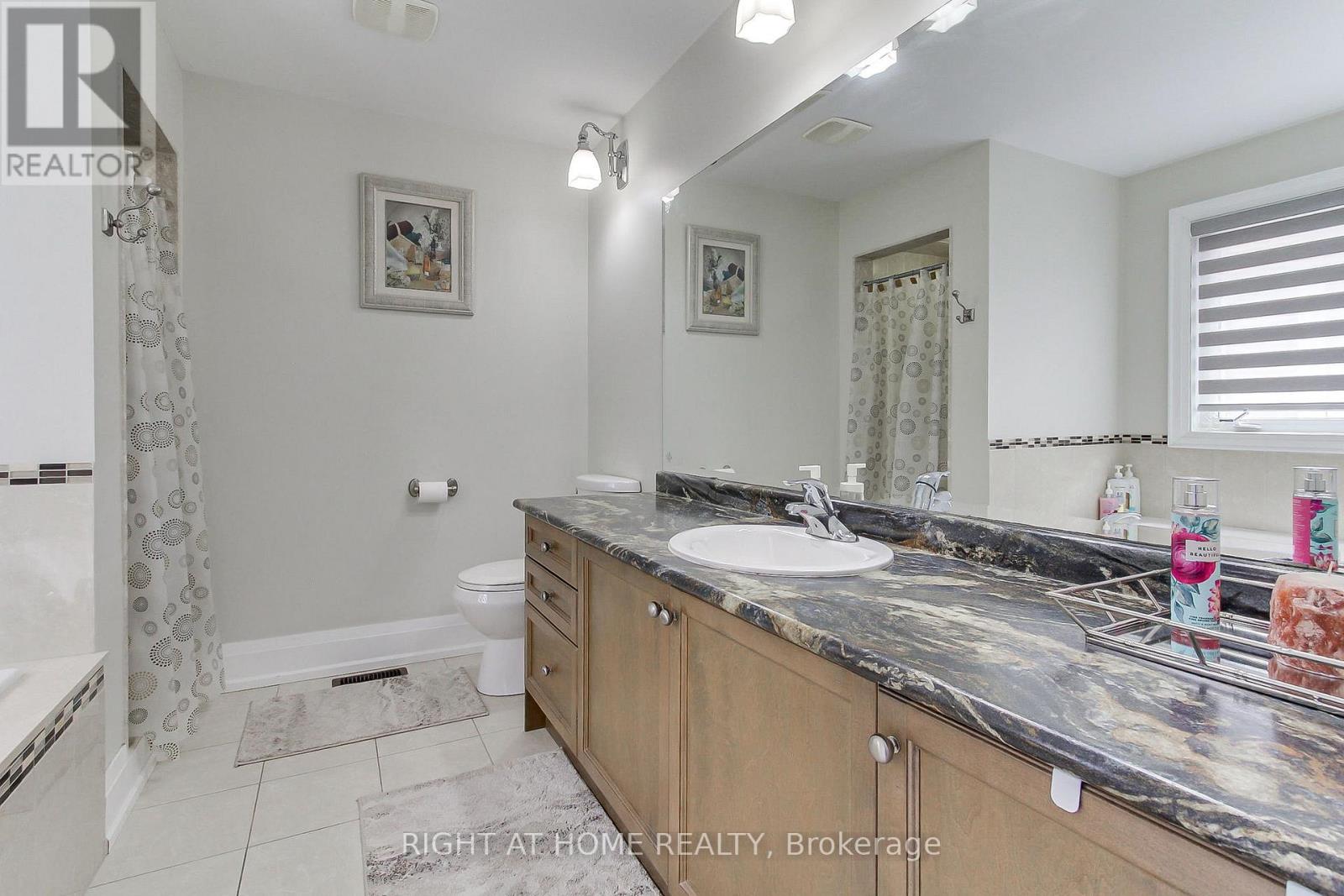 109 Vipond Way, Bradford West Gwillimbury (Bradford), Ontario  L3Z 0G5 - Photo 36 - N12916484