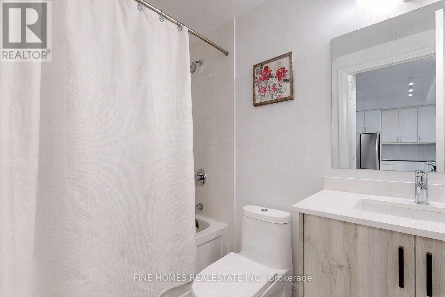 604 - 10 Gatineau Drive, Vaughan, Ontario  L4J 0L3 - Photo 10 - N12916538