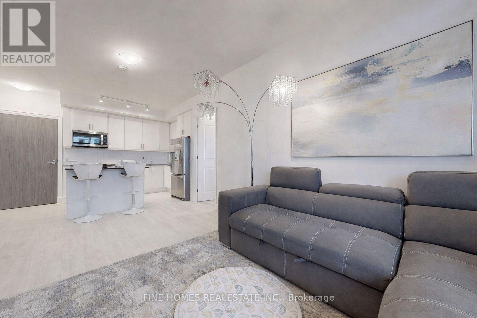 604 - 10 Gatineau Drive, Vaughan, Ontario  L4J 0L3 - Photo 4 - N12916538