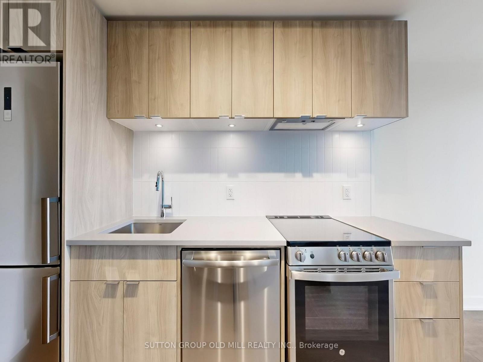 513 - 1660 Bloor Street W, Toronto, Ontario  M6P 1A8 - Photo 10 - W12916460