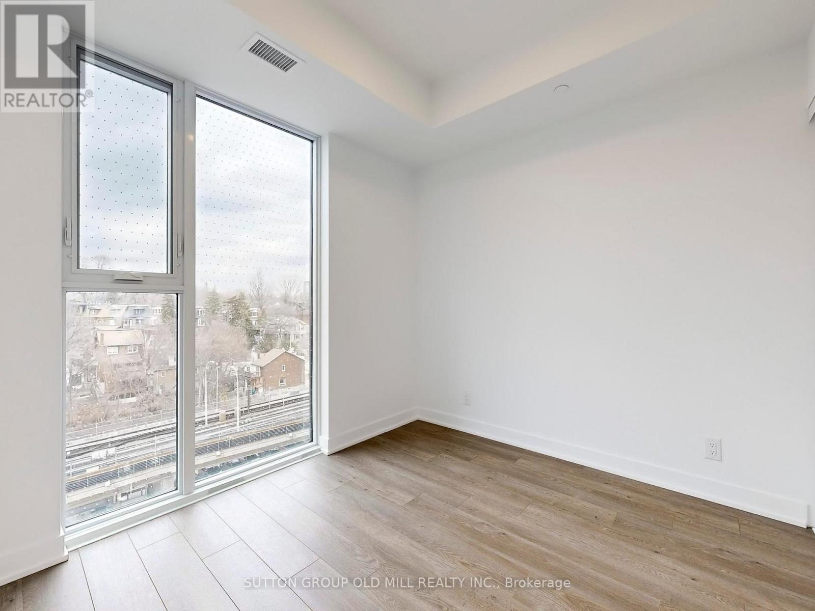 513 - 1660 Bloor Street W, Toronto, Ontario  M6P 1A8 - Photo 17 - W12916460