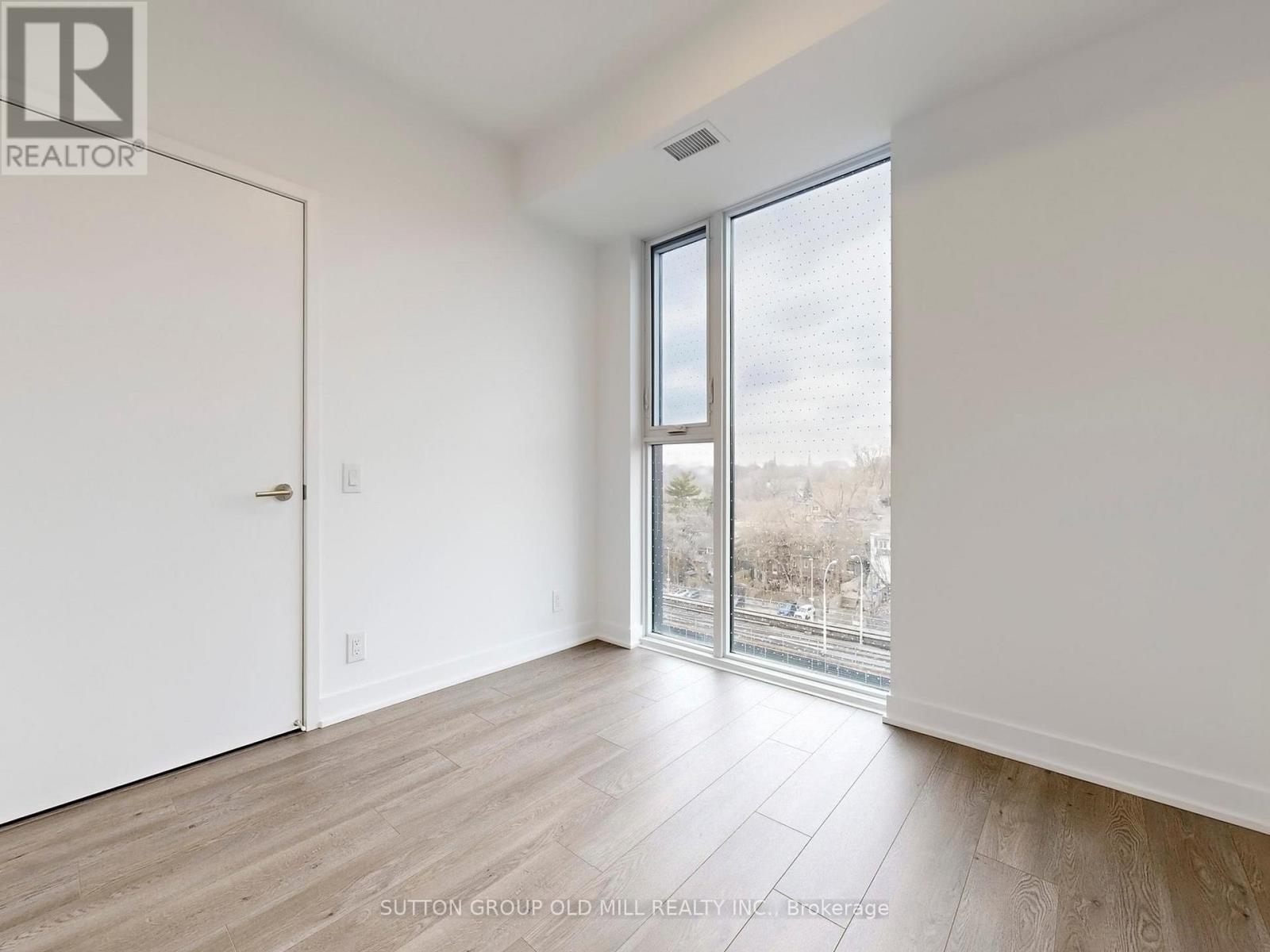 513 - 1660 Bloor Street W, Toronto, Ontario  M6P 1A8 - Photo 18 - W12916460