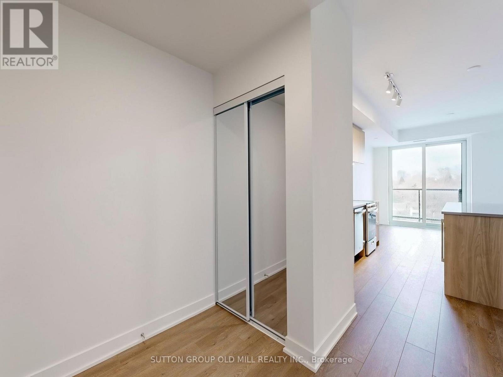 513 - 1660 Bloor Street W, Toronto, Ontario  M6P 1A8 - Photo 21 - W12916460