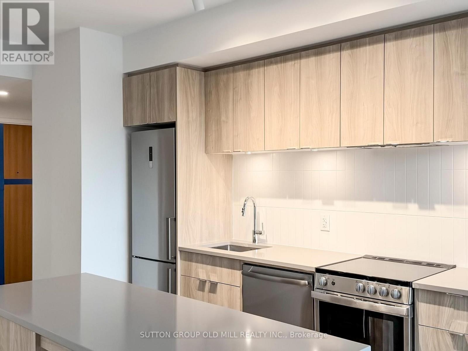 513 - 1660 Bloor Street W, Toronto, Ontario  M6P 1A8 - Photo 9 - W12916460