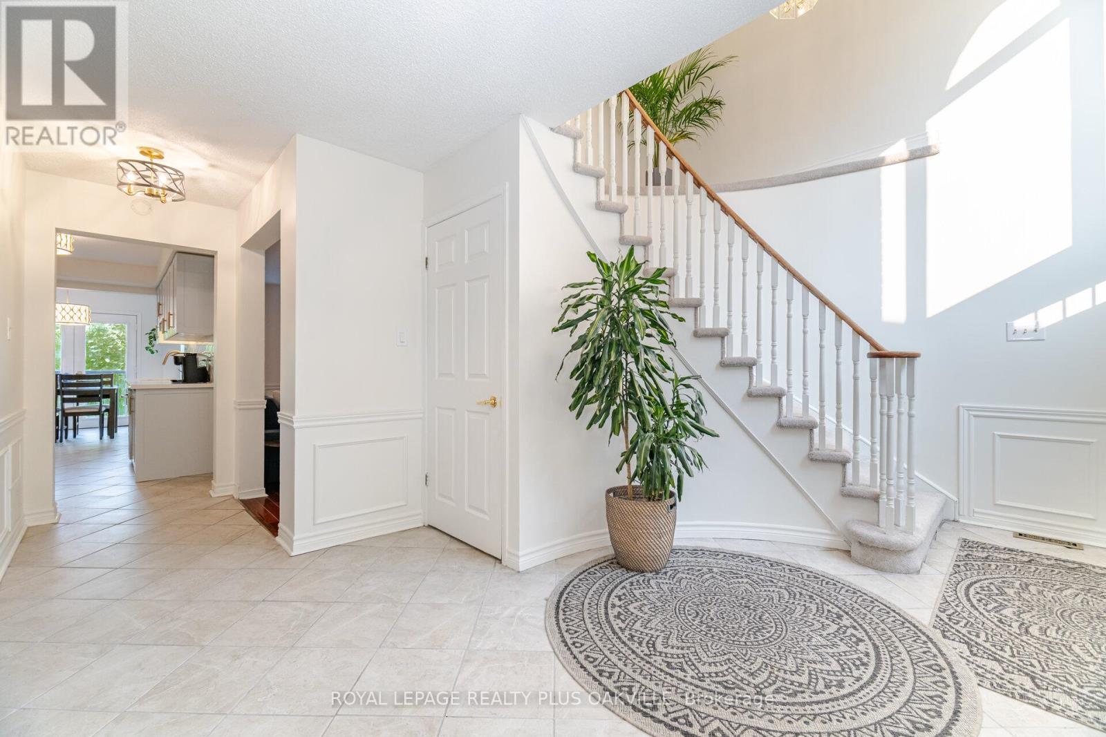 1294 Hammond Street, Burlington, Ontario  L7S 2C5 - Photo 20 - W12916494