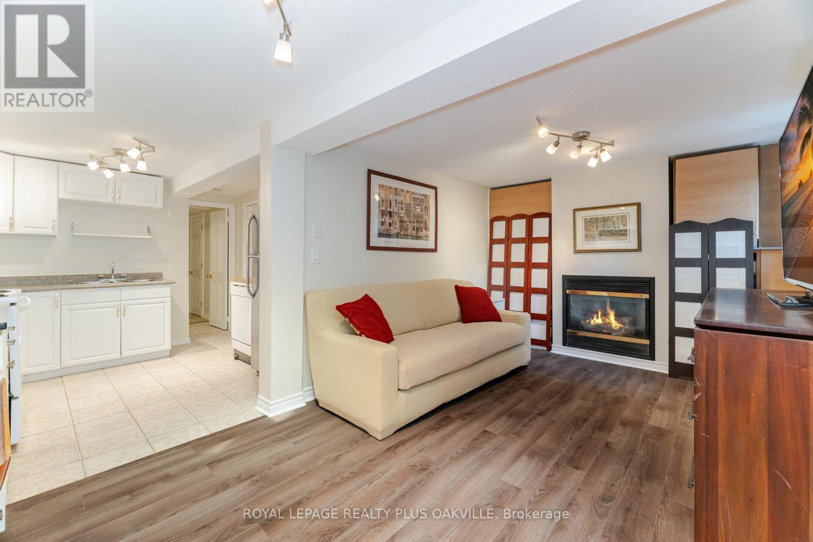 1294 Hammond Street, Burlington, Ontario  L7S 2C5 - Photo 36 - W12916494