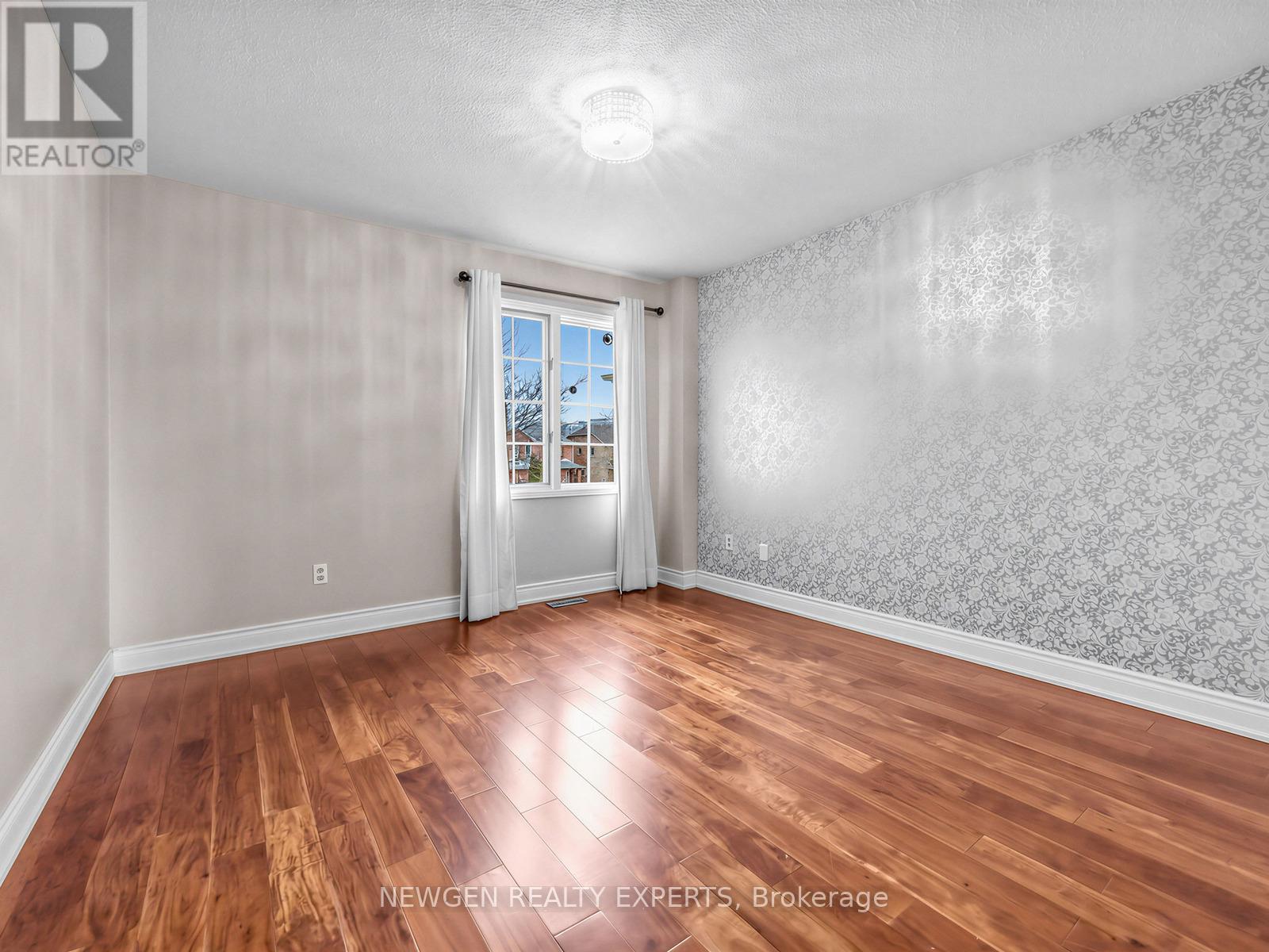 2636 Credit Valley Road, Mississauga, Ontario  L5M 4J6 - Photo 24 - W12916502