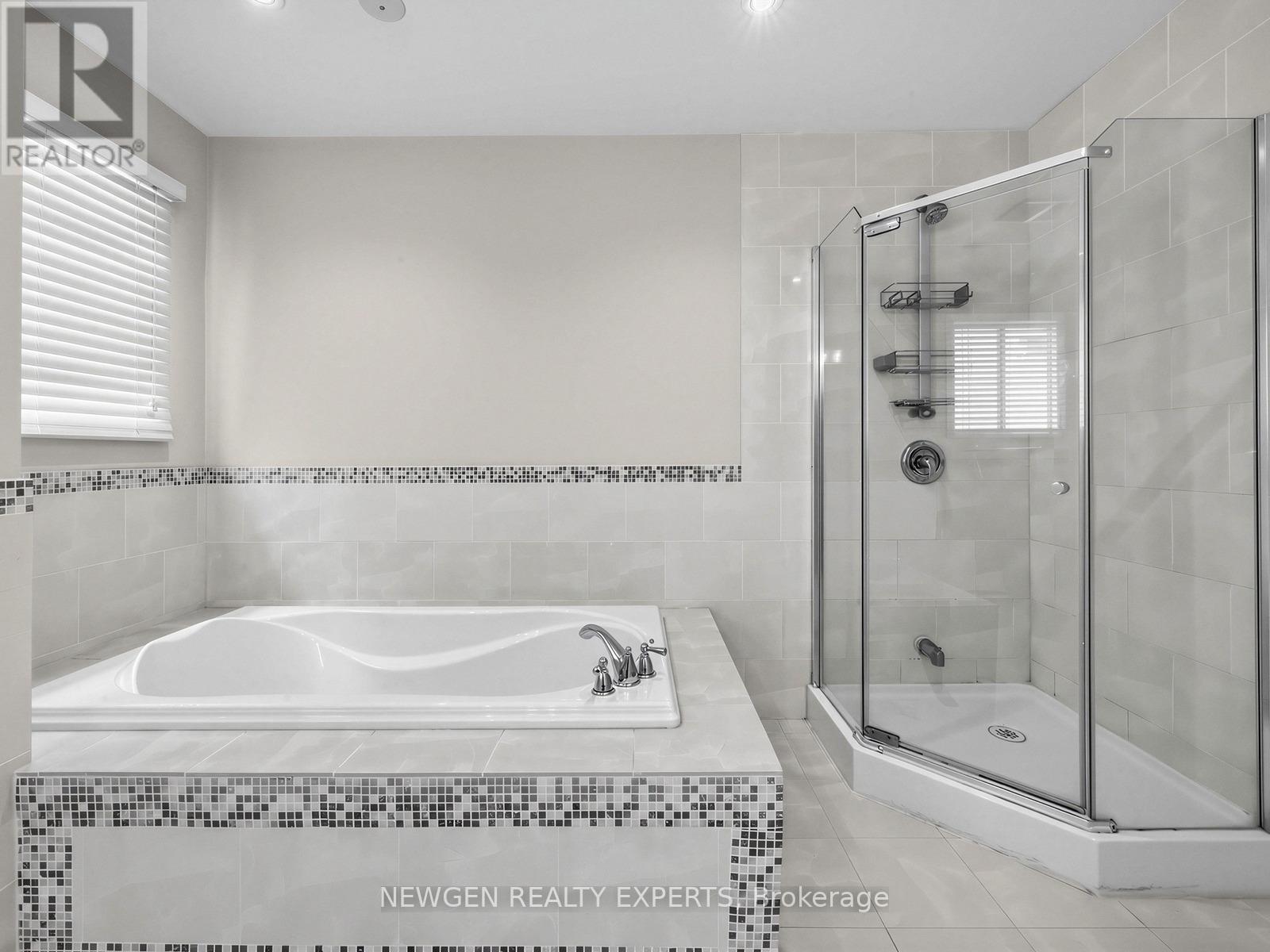 2636 Credit Valley Road, Mississauga, Ontario  L5M 4J6 - Photo 29 - W12916502