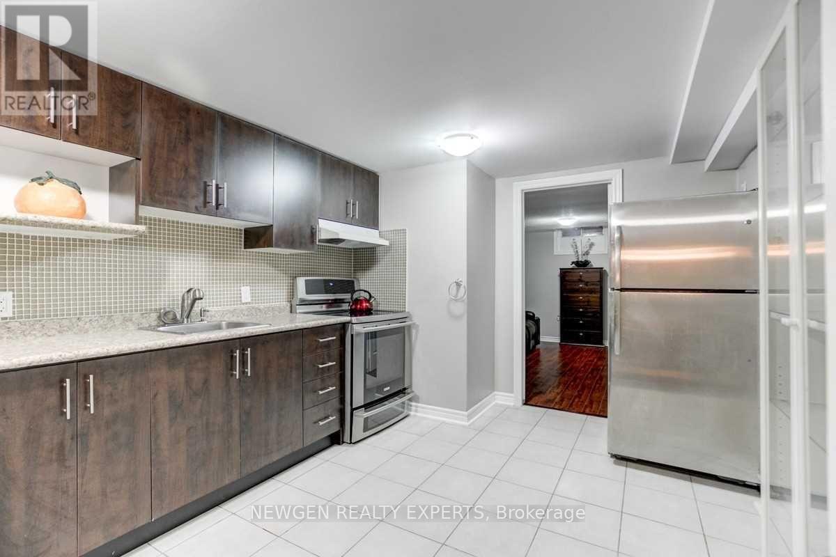 2636 Credit Valley Road, Mississauga, Ontario  L5M 4J6 - Photo 34 - W12916502