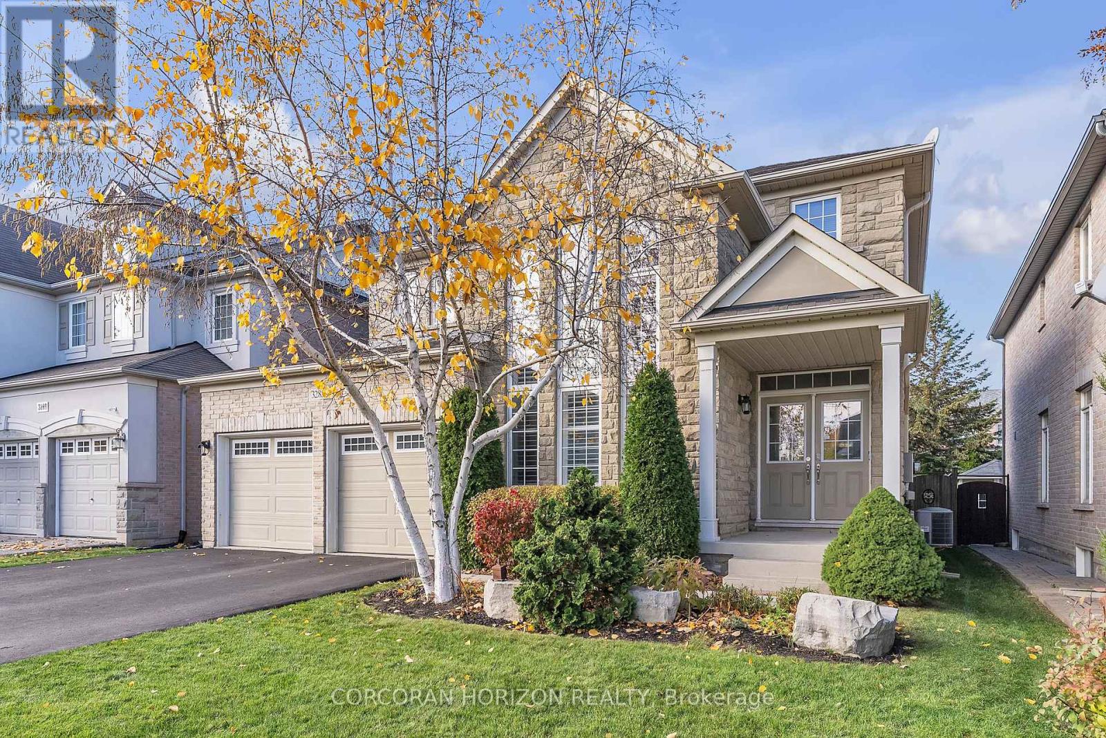 3285 Liptay Avenue, Oakville, Ontario  L6M 0N1 - Photo 2 - W12916520