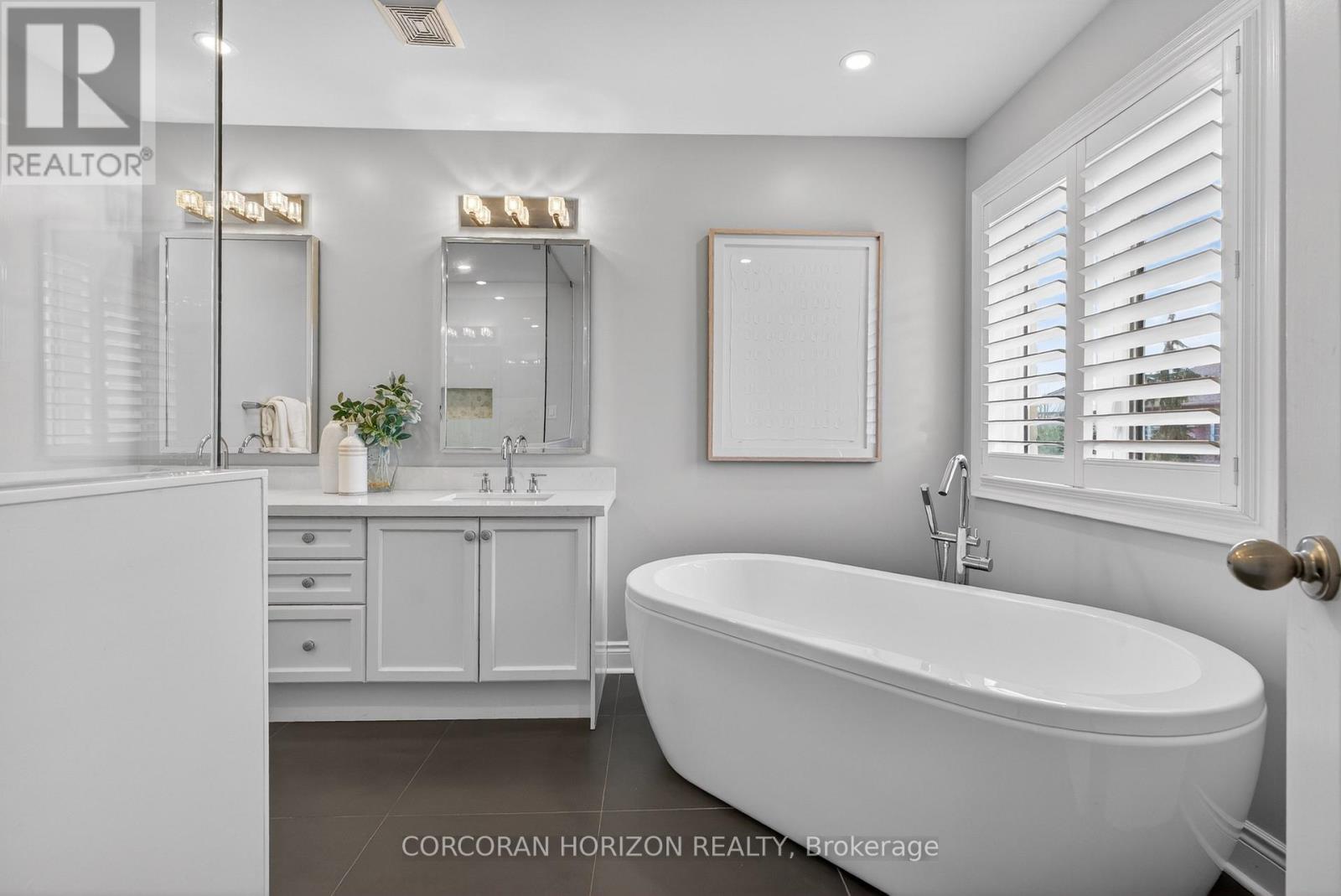 3285 Liptay Avenue, Oakville, Ontario  L6M 0N1 - Photo 20 - W12916520