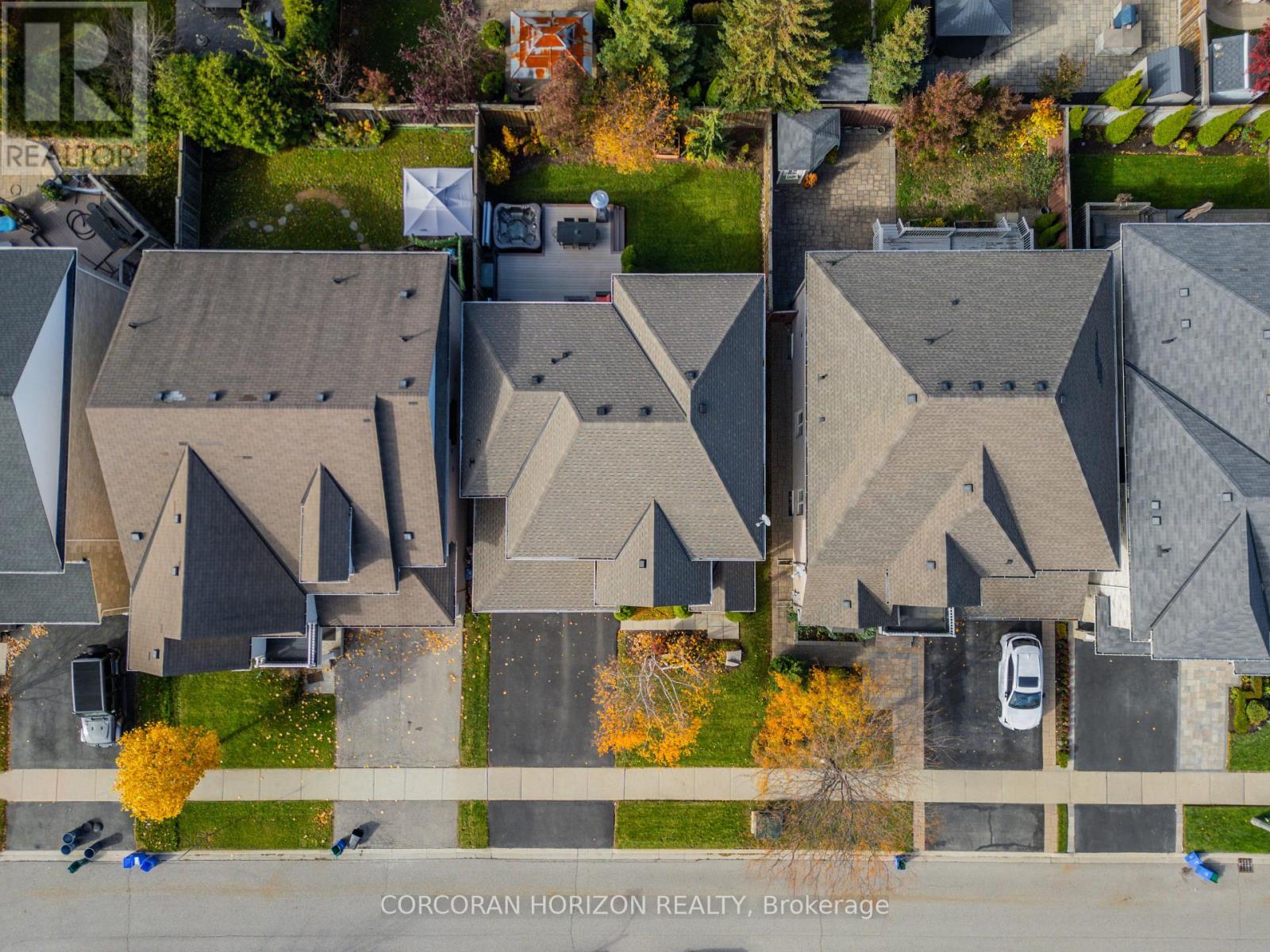 3285 Liptay Avenue, Oakville, Ontario  L6M 0N1 - Photo 38 - W12916520