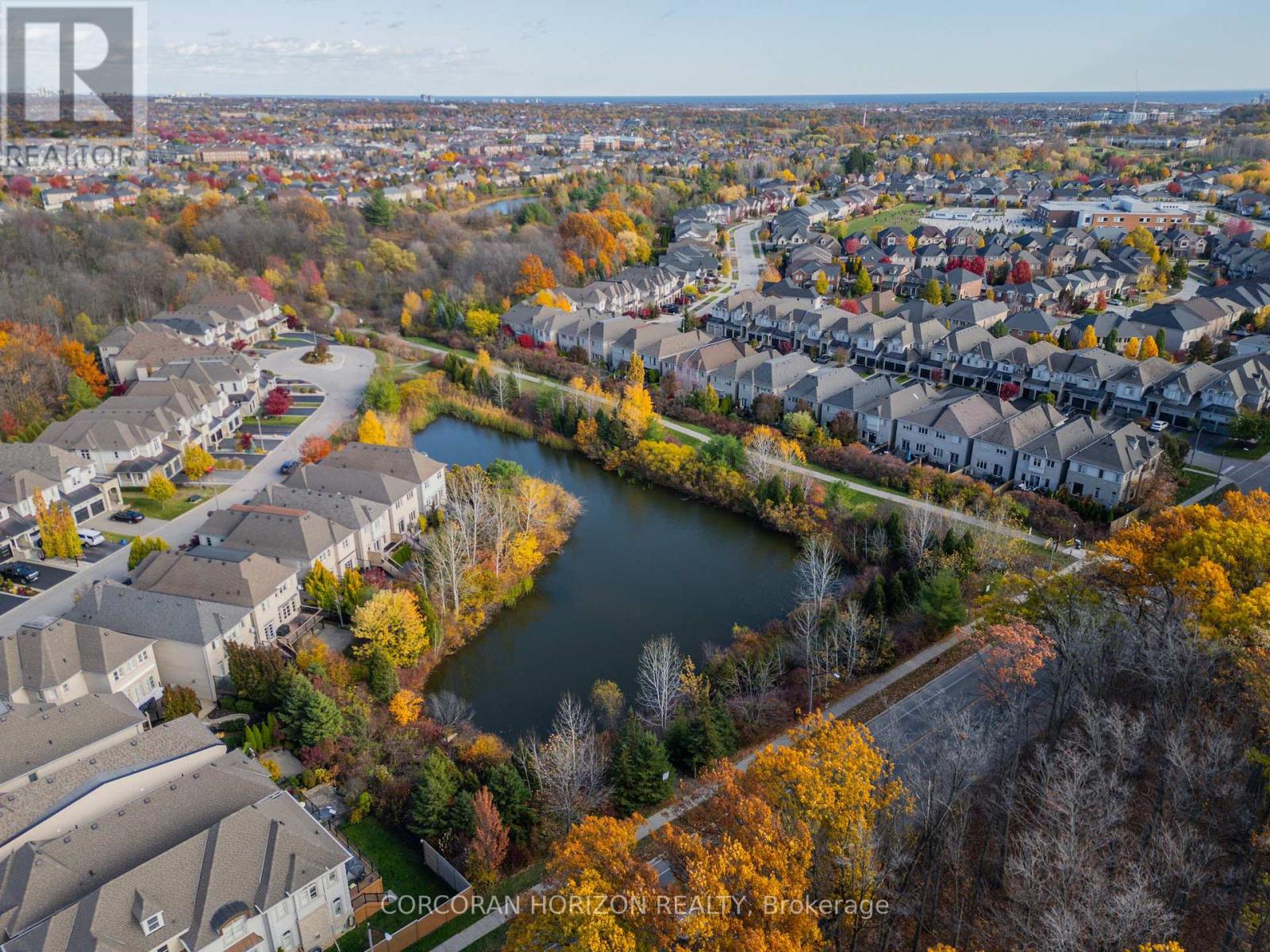 3285 Liptay Avenue, Oakville, Ontario  L6M 0N1 - Photo 40 - W12916520