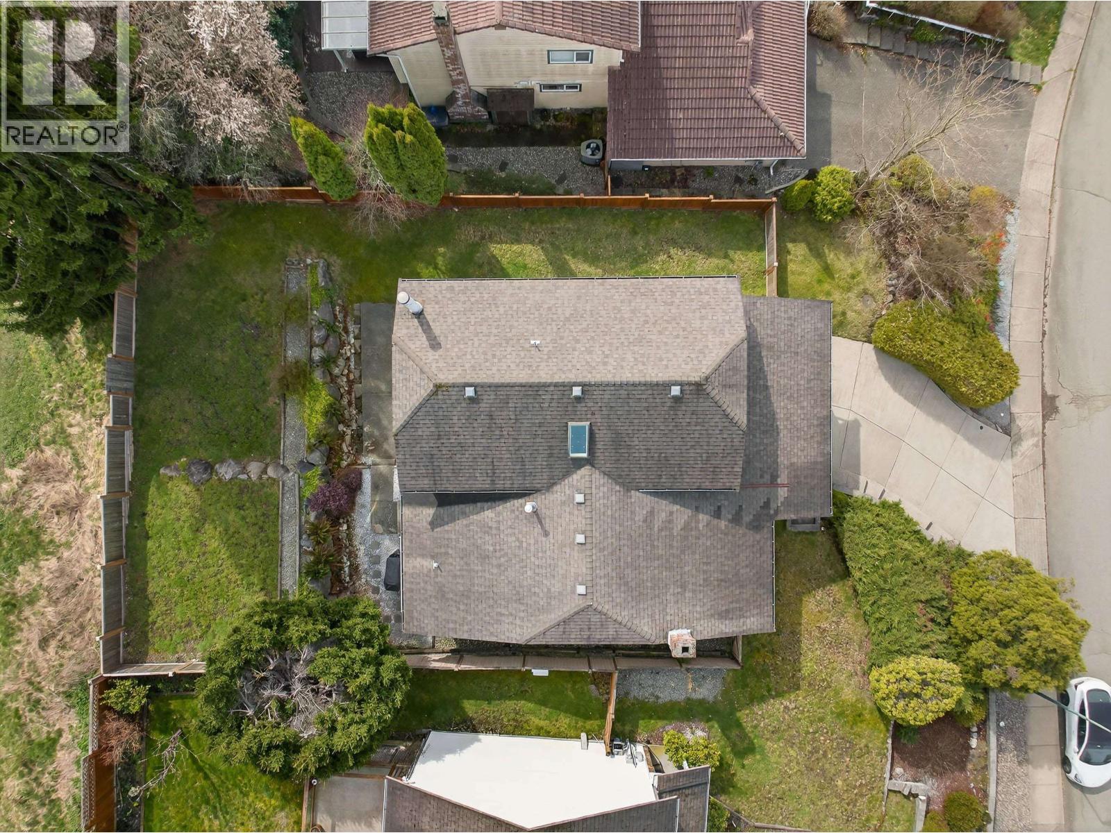 2577 N Trillium Place, Coquitlam, British Columbia  V3E 2H4 - Photo 34 - R3099447