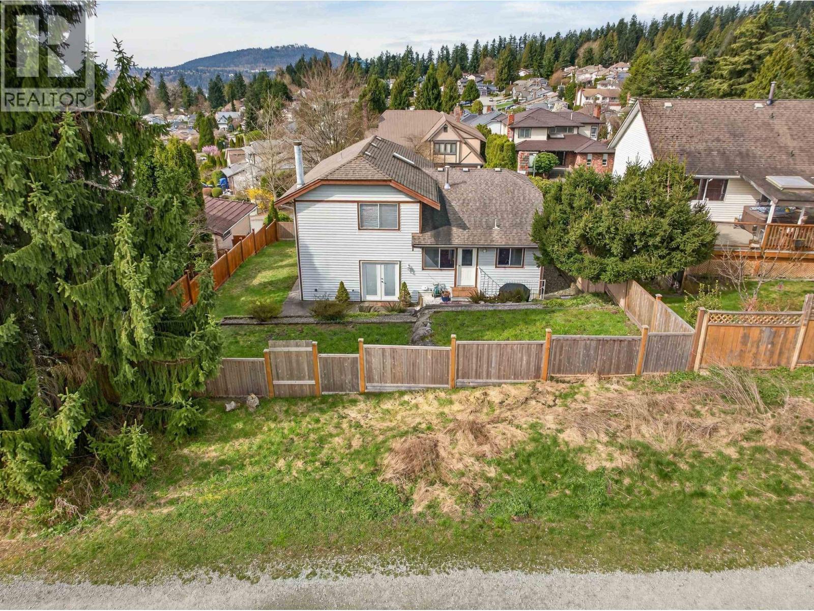 2577 N Trillium Place, Coquitlam, British Columbia  V3E 2H4 - Photo 31 - R3099447