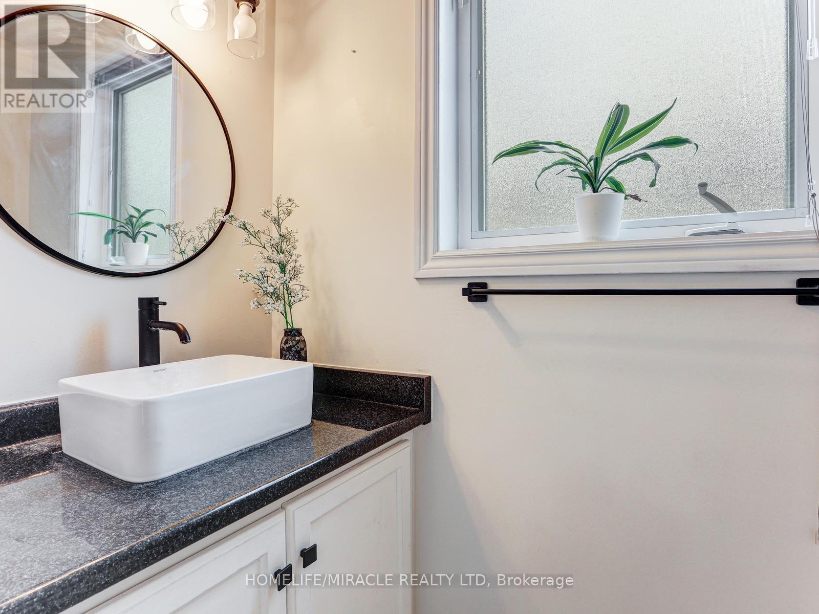 154 Deerpath Drive, Guelph, Ontario  N1K 1W9 - Photo 10 - X12916500