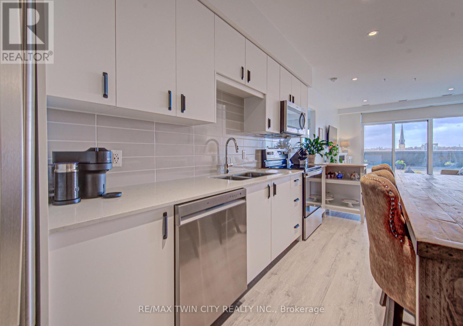 609 - 50 Grand Avenue S, Cambridge, Ontario  N1S 0C2 - Photo 7 - X12916522