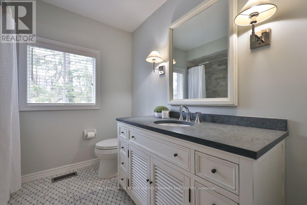 1962 Calgary Court, Mississauga, Ontario  L5H 4J1 - Photo 28 - W12916378