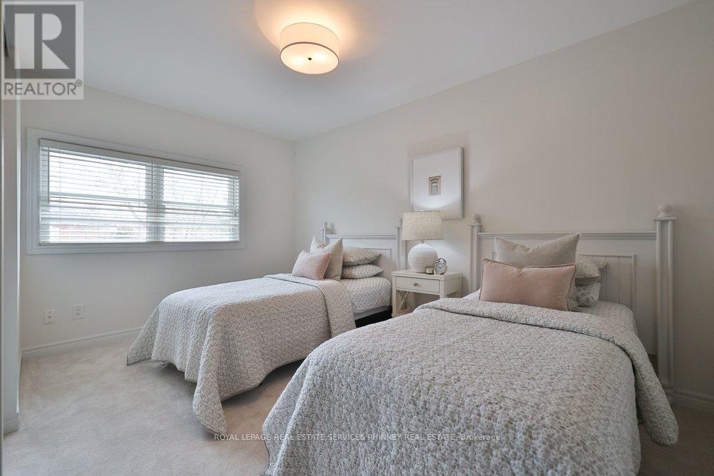 1962 Calgary Court, Mississauga, Ontario  L5H 4J1 - Photo 32 - W12916378