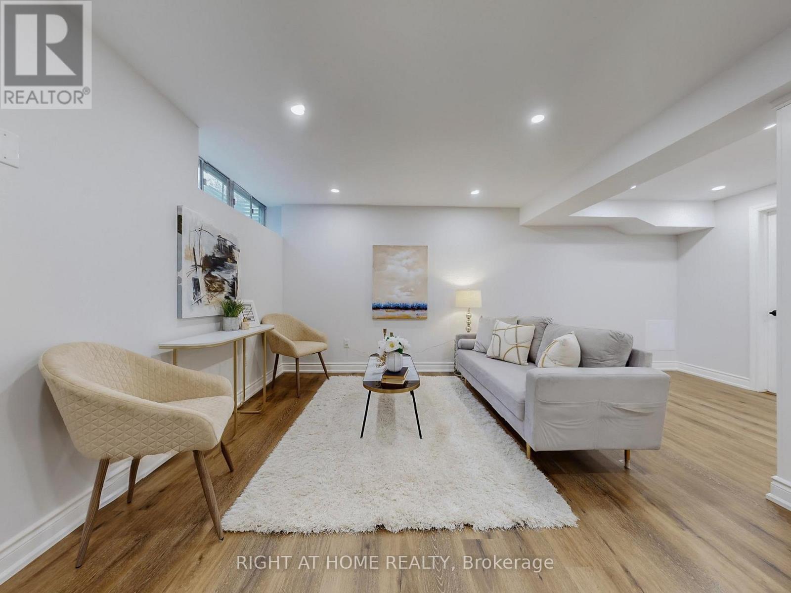 19 Shaughnessy Boulevard, Toronto, Ontario  M2J 1H4 - Photo 30 - C12831306