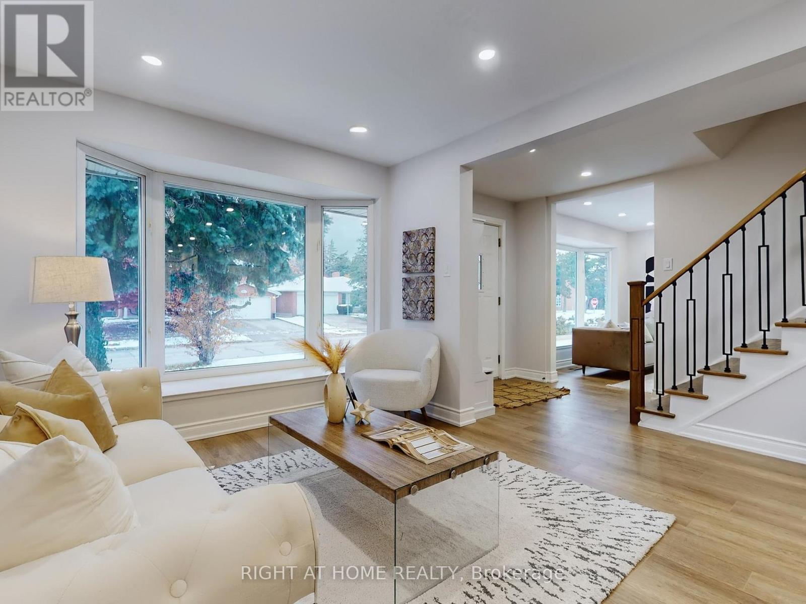 19 Shaughnessy Boulevard, Toronto, Ontario  M2J 1H4 - Photo 9 - C12831306