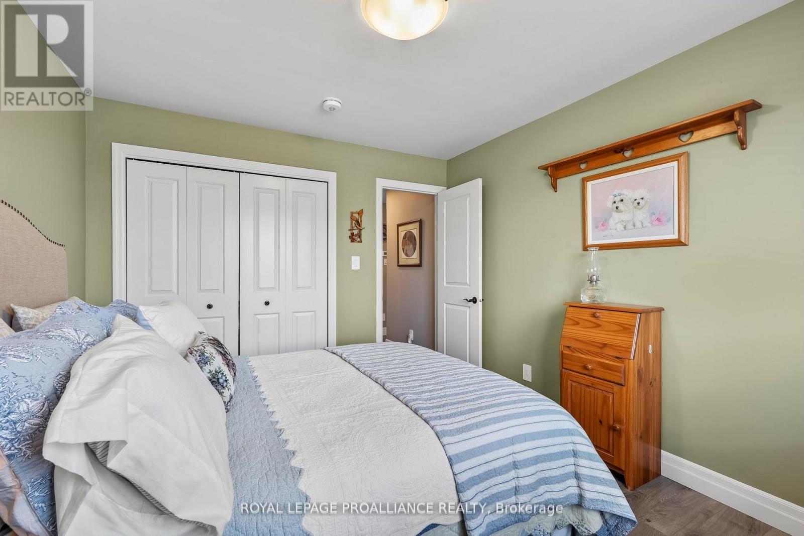 25 Cedar Park Crescent, Quinte West, Ontario  K8V 0J1 - Photo 20 - X12916606