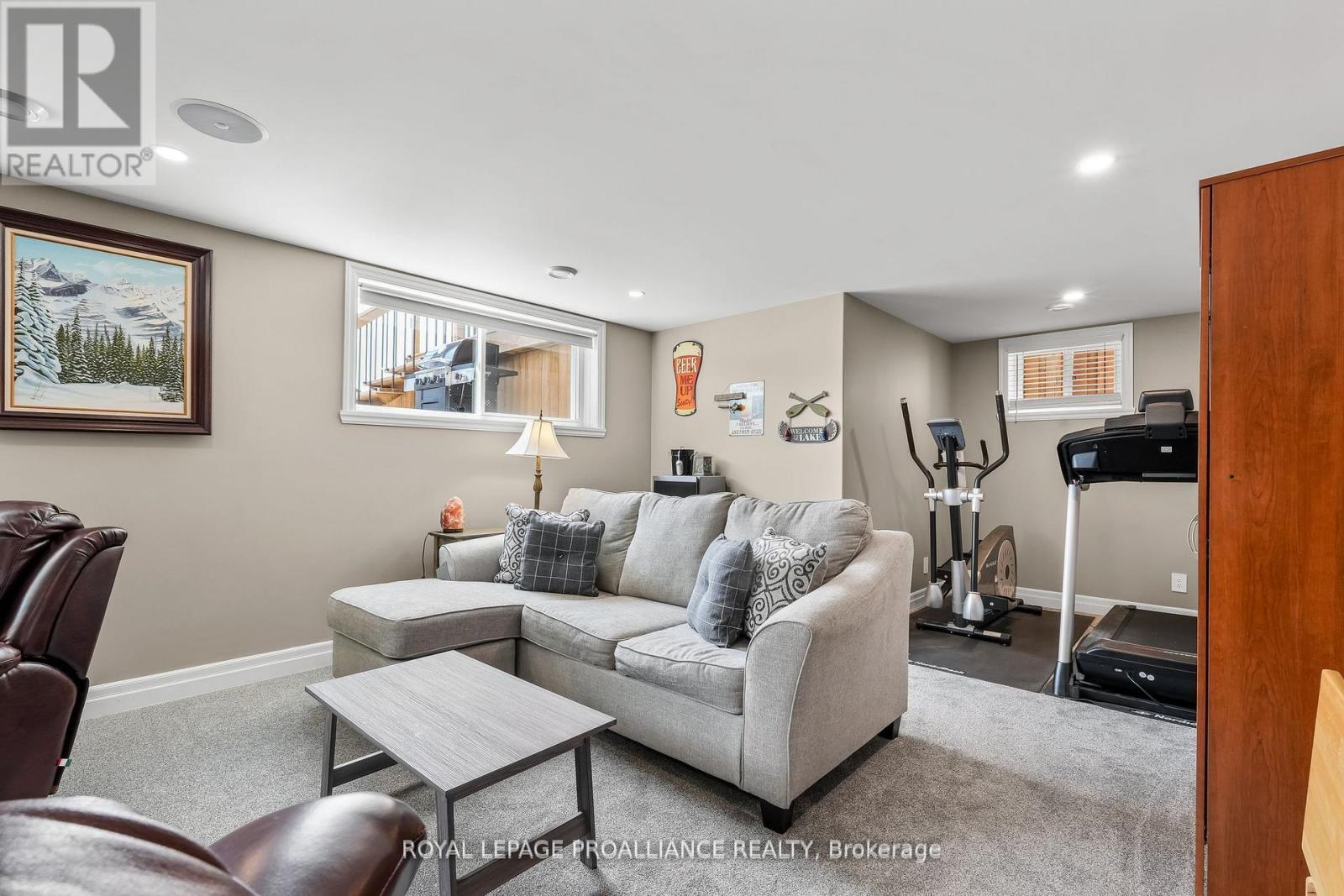 25 Cedar Park Crescent, Quinte West, Ontario  K8V 0J1 - Photo 22 - X12916606