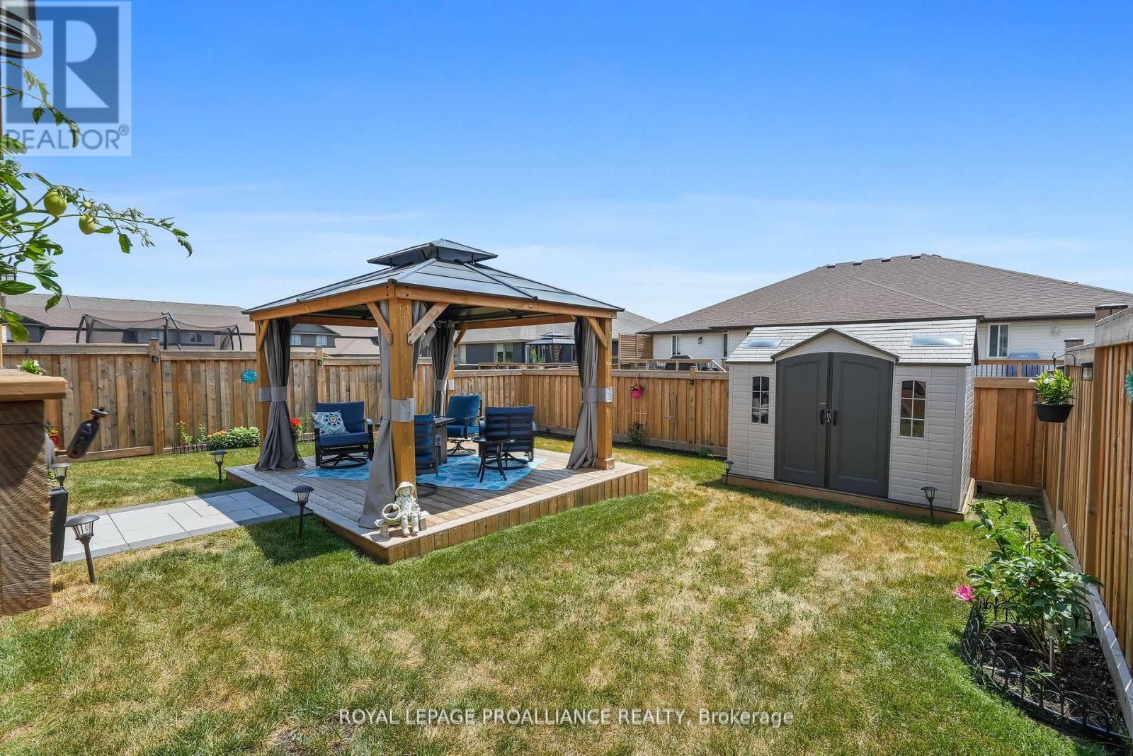 25 Cedar Park Crescent, Quinte West, Ontario  K8V 0J1 - Photo 30 - X12916606