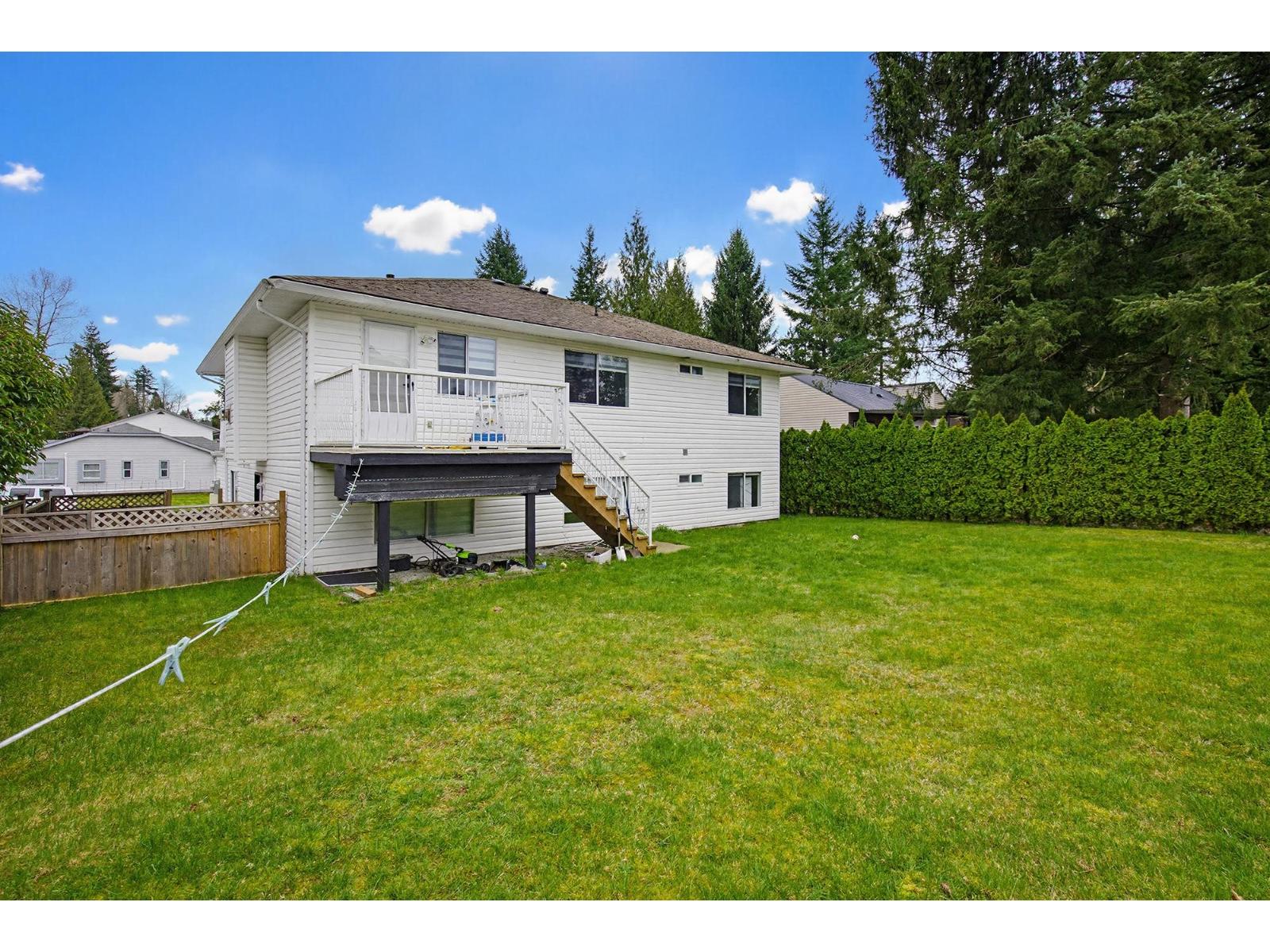 8103 Caribou Street, Mission, British Columbia  V2V 6M8 - Photo 4 - R3102267