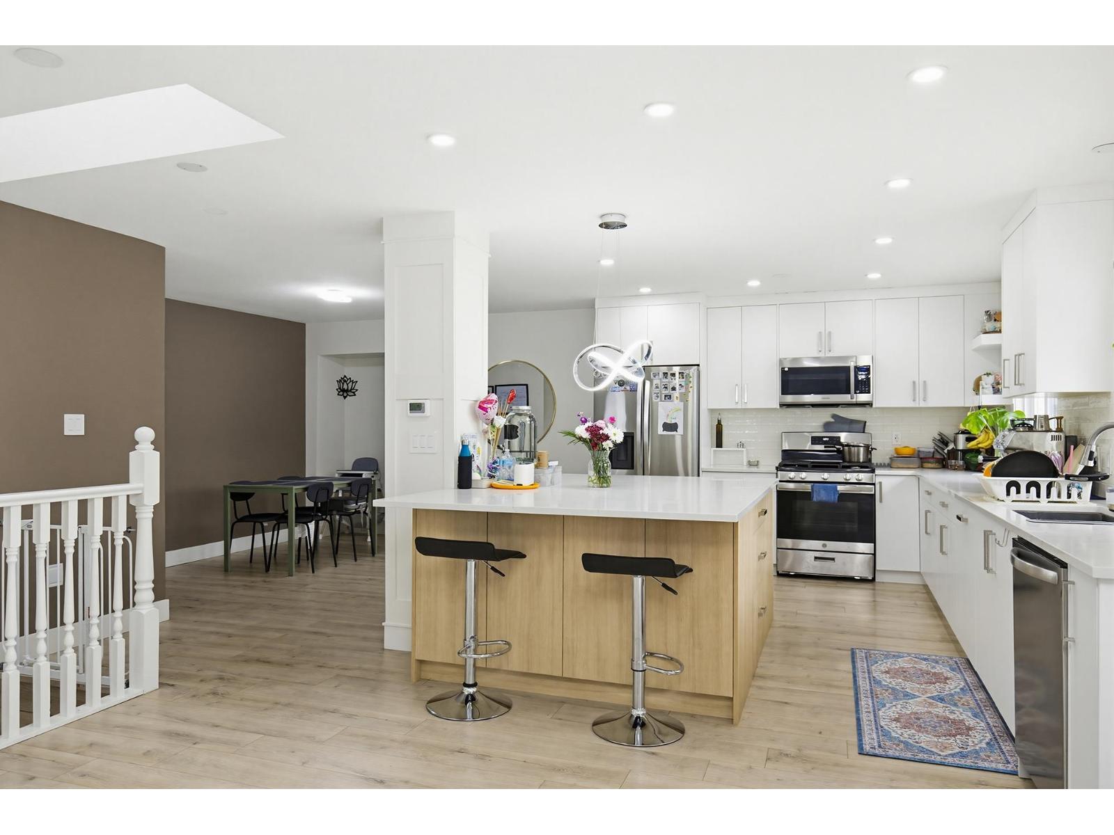 8103 Caribou Street, Mission, British Columbia  V2V 6M8 - Photo 16 - R3102267