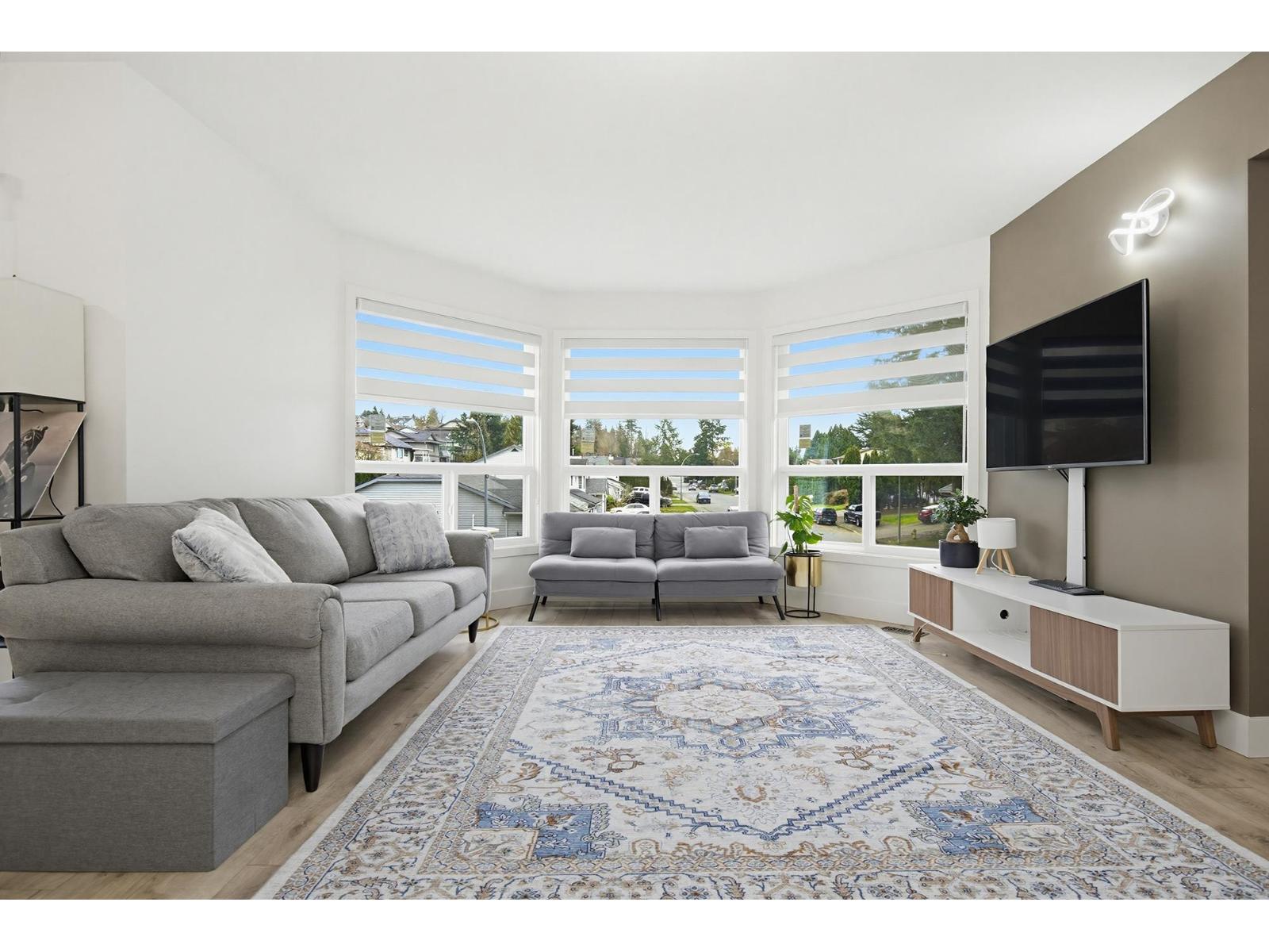 8103 Caribou Street, Mission, British Columbia  V2V 6M8 - Photo 6 - R3102267