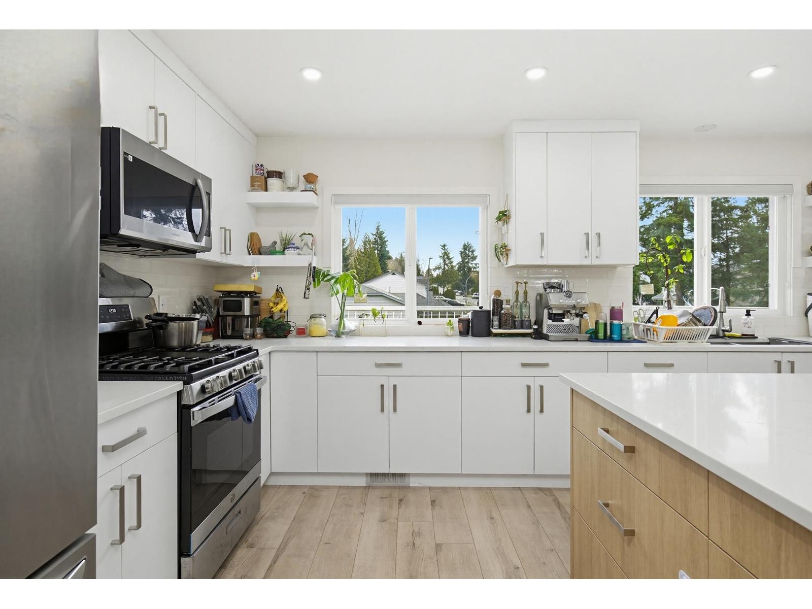 8103 Caribou Street, Mission, British Columbia  V2V 6M8 - Photo 11 - R3102267