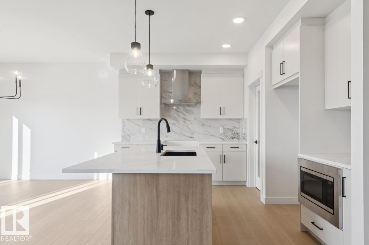 951 18 Av Nw, Edmonton, Alberta  T6T 2X3 - Photo 6 - E4469188