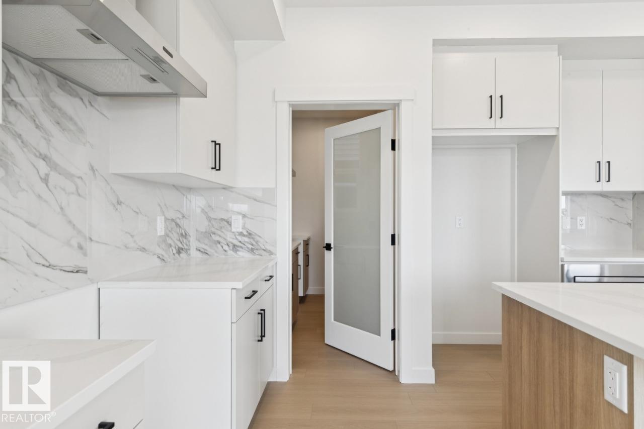 951 18 Av Nw, Edmonton, Alberta  T6T 2X3 - Photo 17 - E4469188