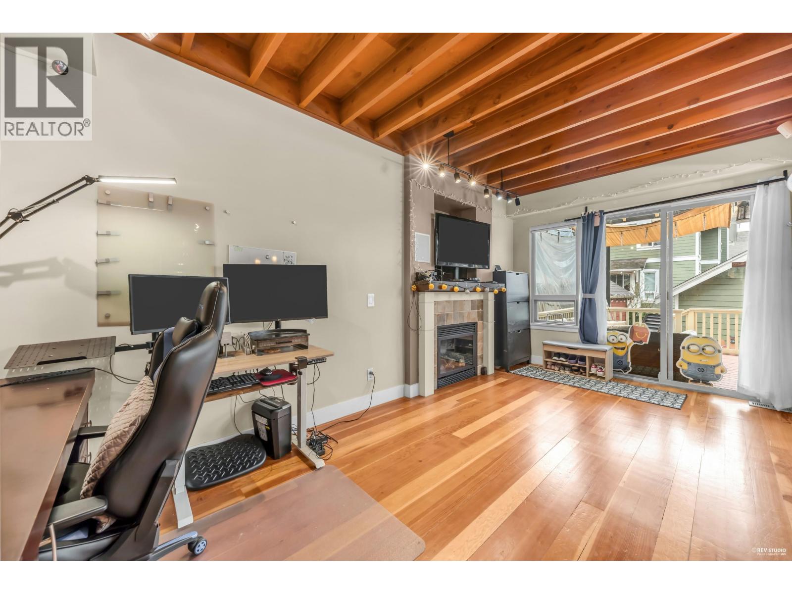 270 Holly Avenue, New Westminster, British Columbia  V3M 0B3 - Photo 19 - R3103050