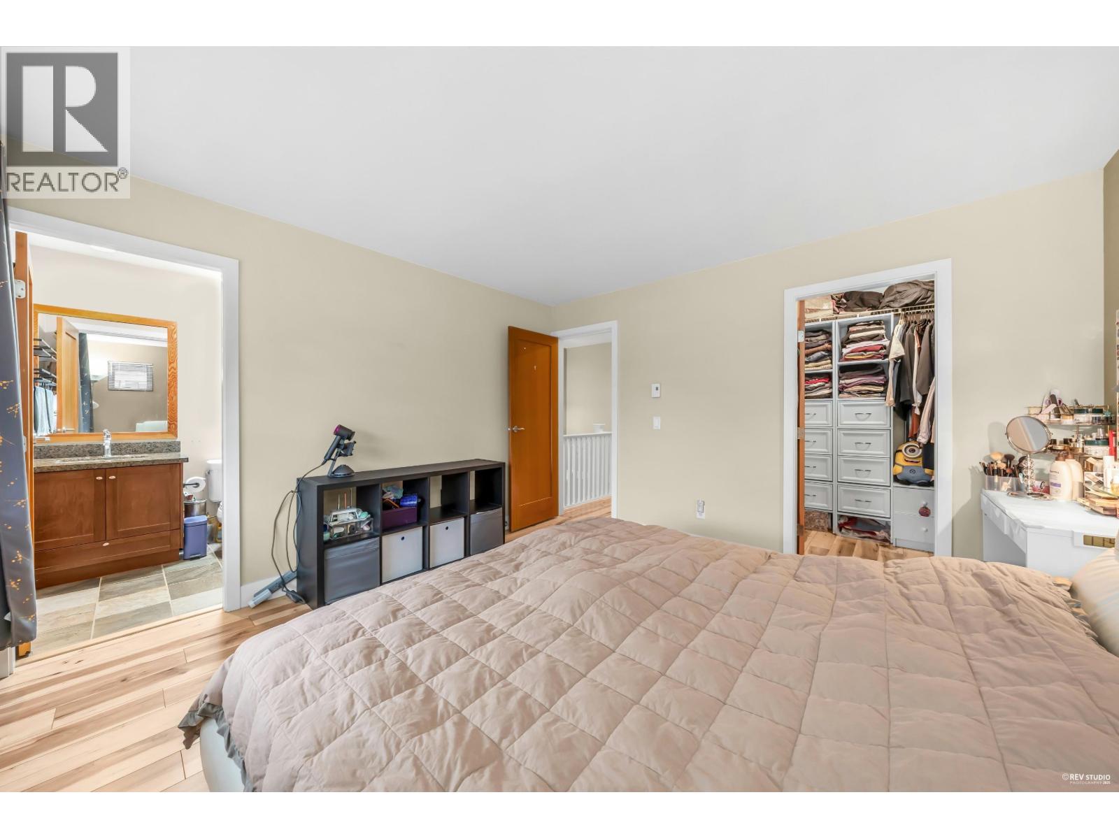 270 Holly Avenue, New Westminster, British Columbia  V3M 0B3 - Photo 29 - R3103050