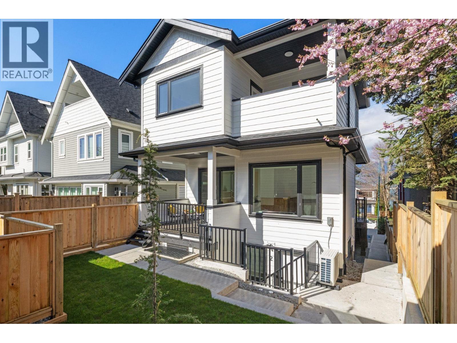 2138 VENABLES STREET, Vancouver, British Columbia