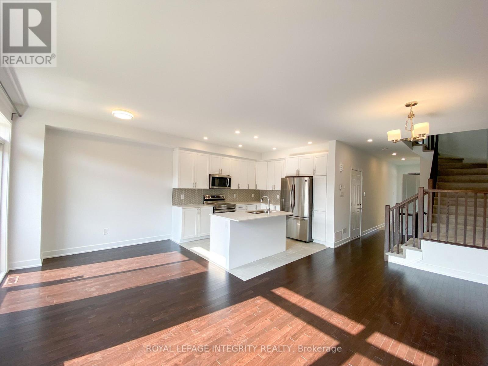 239 Zinnia Way, Ottawa, Ontario  K4M 0K8 - Photo 5 - X12916578