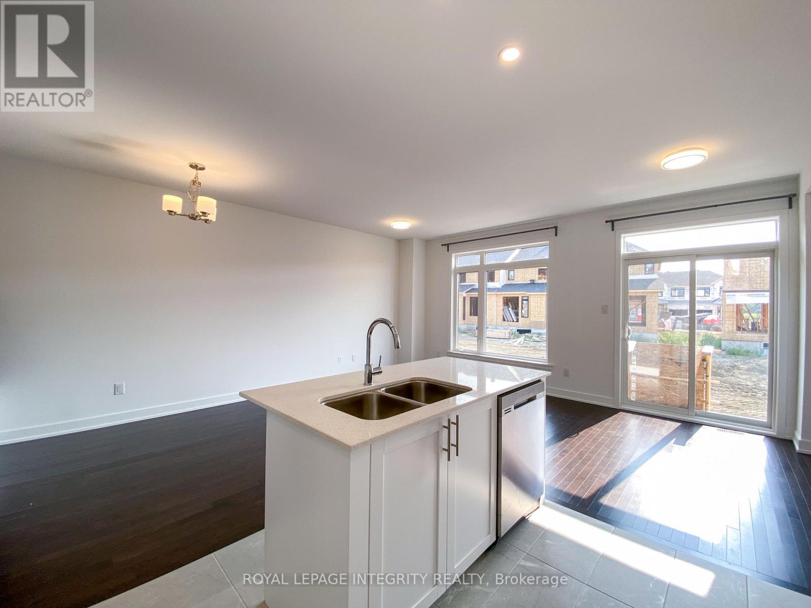 239 Zinnia Way, Ottawa, Ontario  K4M 0K8 - Photo 7 - X12916578