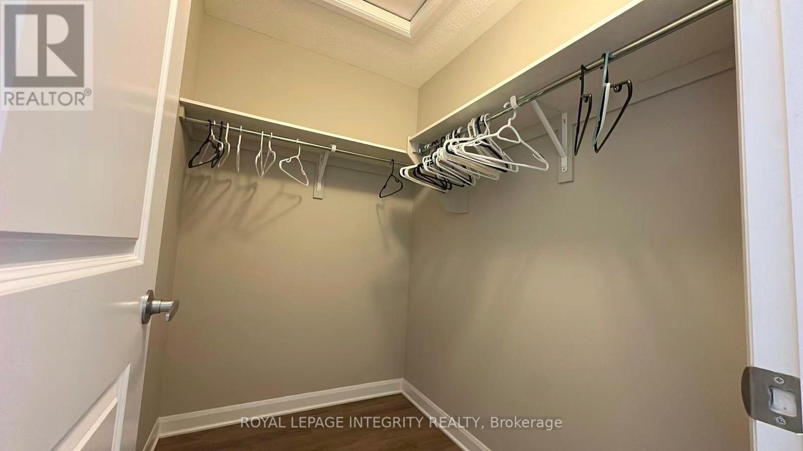 276 Elsie Macgill Walk, Ottawa, Ontario  K2W 0L2 - Photo 18 - X12916584