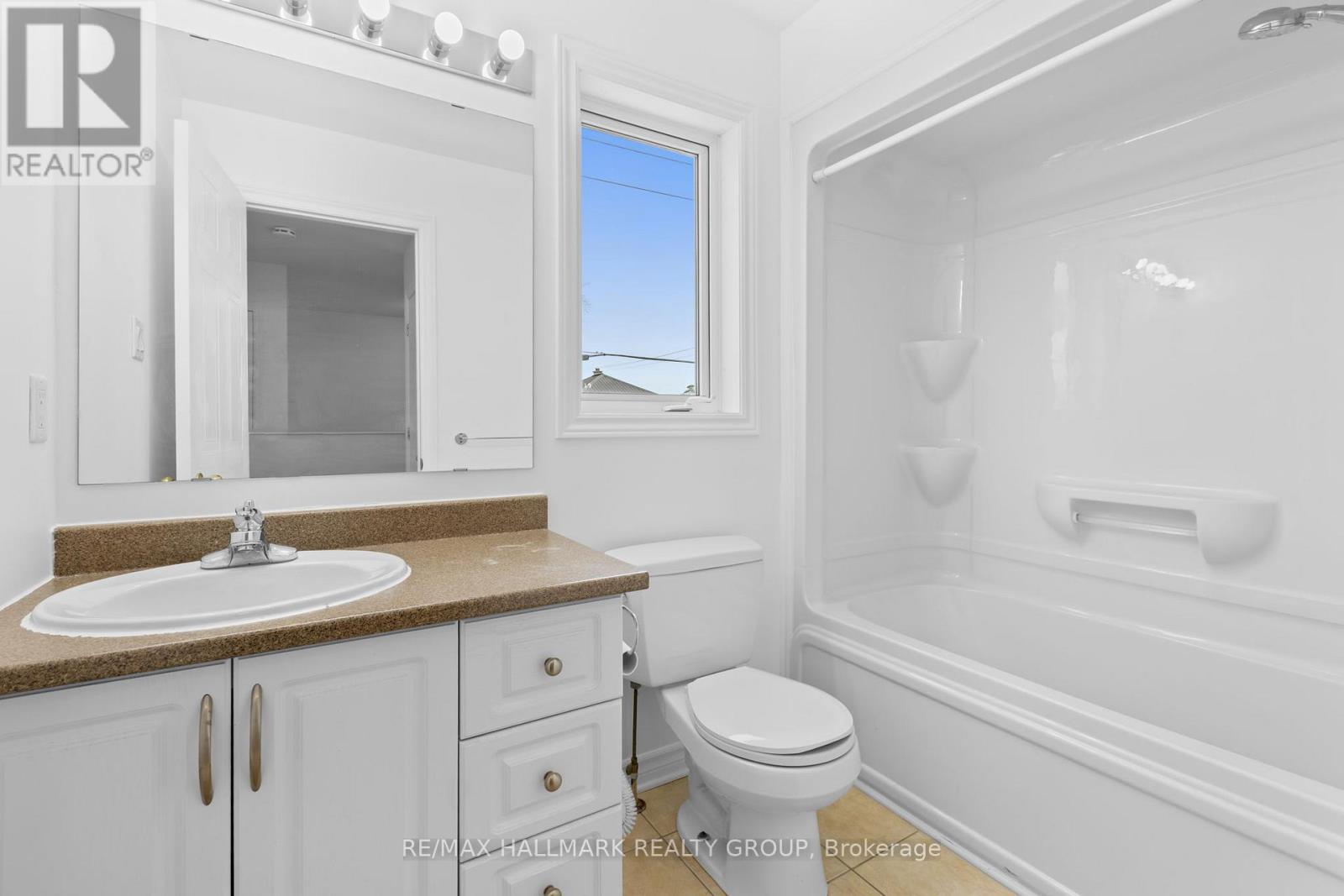 290 Maple Street, Russell, Ontario  K4R 0A1 - Photo 31 - X12916712