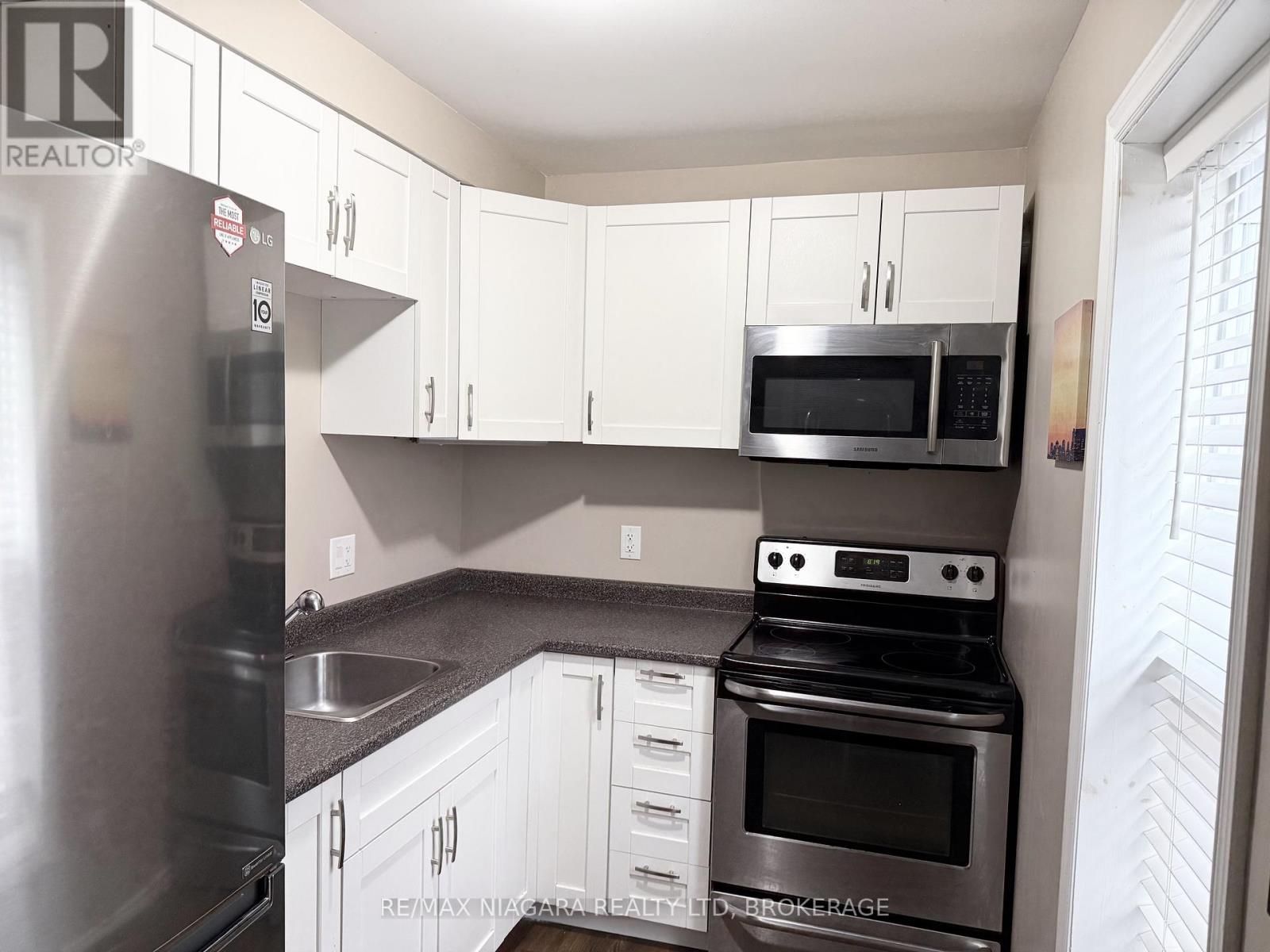 Unit 2 - 4686 Zimmerman Avenue, Niagara Falls, Ontario  L2E 3M6 - Photo 12 - X12916604