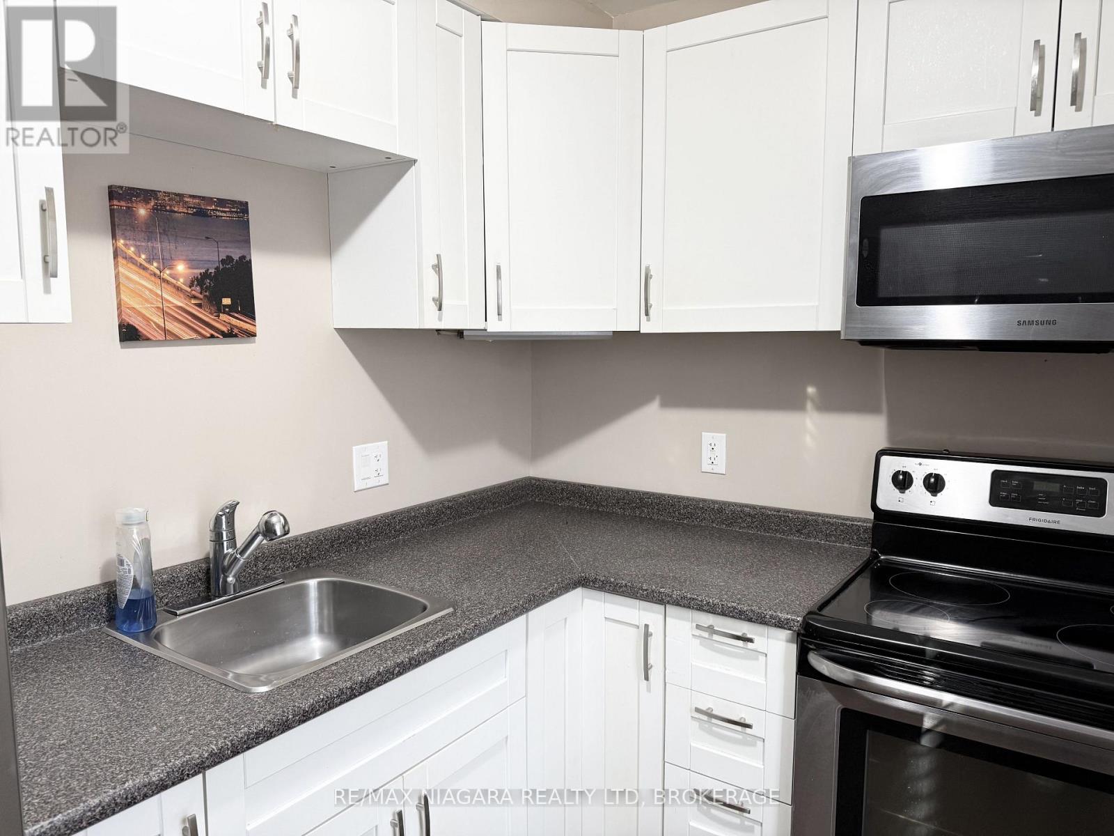 Unit 2 - 4686 Zimmerman Avenue, Niagara Falls, Ontario  L2E 3M6 - Photo 14 - X12916604