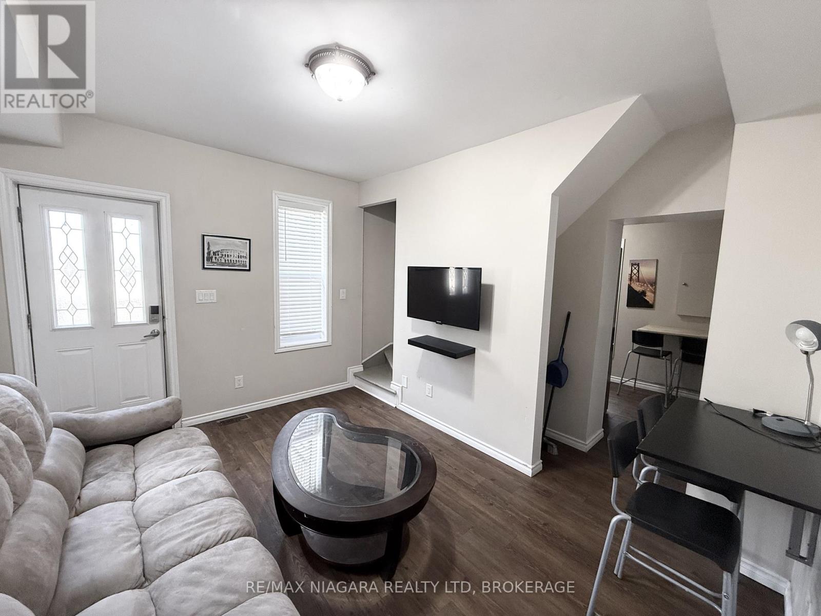 Unit 2 - 4686 Zimmerman Avenue, Niagara Falls, Ontario  L2E 3M6 - Photo 7 - X12916604